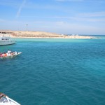 Kleine Boote bringen die Urlauber an den Strand - Grand Giftun - Hurghada