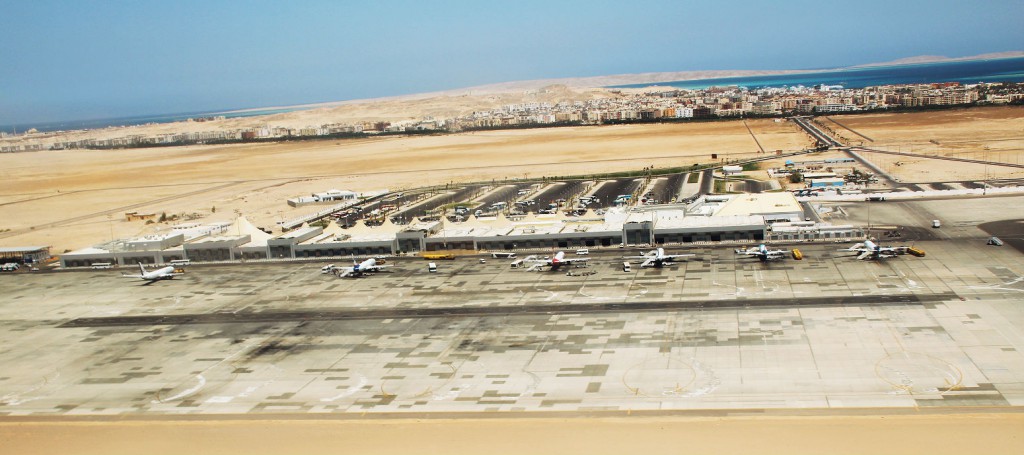 Luftaufnahme Flughafen Hurghada